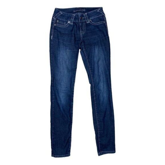 Maurices Dark Denim Skinny Jeans Size Extra Small - Picture 1 of 5